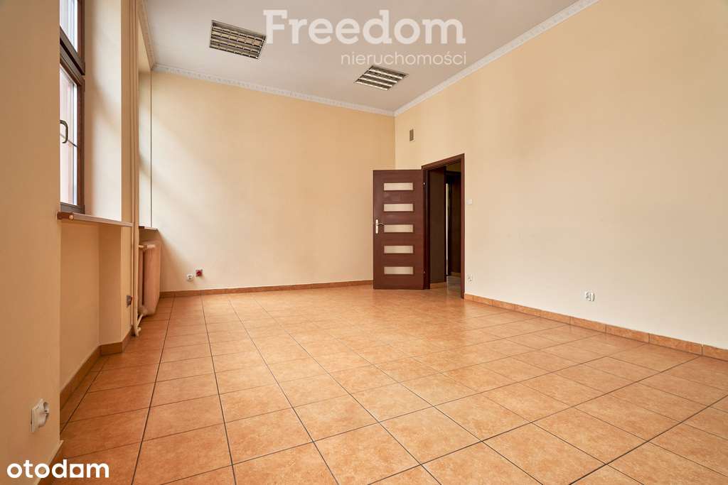 Atrakcyjny lokal w centrum Mrągowa - Pełny obrazek: 5/17