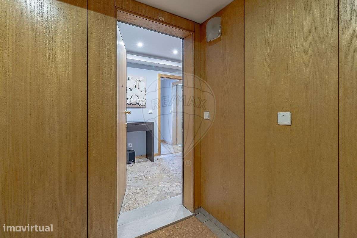 Apartamento T2 para arrendamento - Grande imagem: 3/31