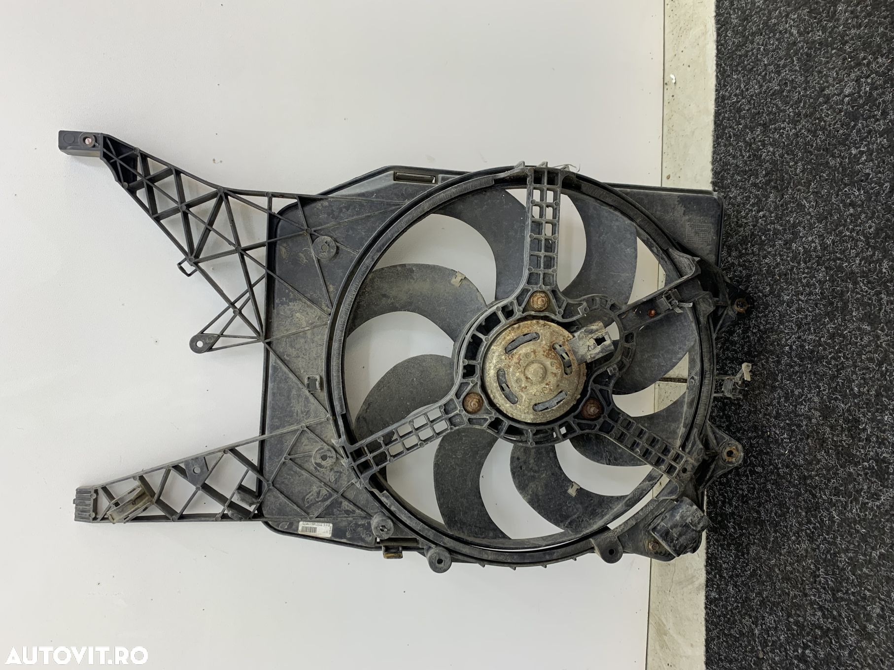 Electroventilator Opel CORSA D Z13DTJ 1.3 CDTI 2006-2014  GM 55703932 - 1