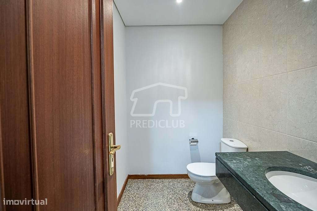 Loja 177 m2 - Funchal - Grande imagem: 3/22