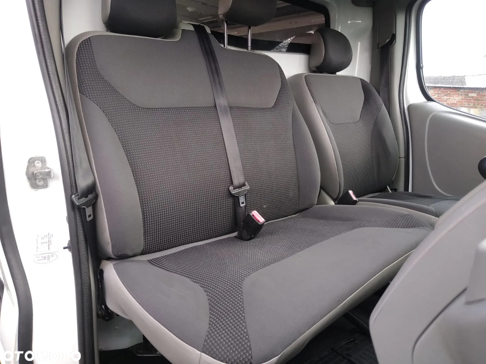 Opel VIVARO - 9