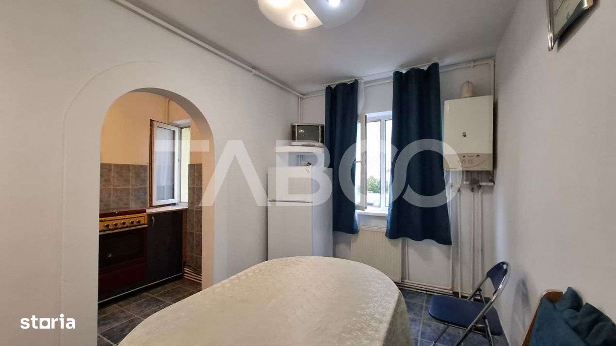 Apartament 3 camere de inchiriat 45 mp zona Vasile Aaron - Imagine principală: 5/9
