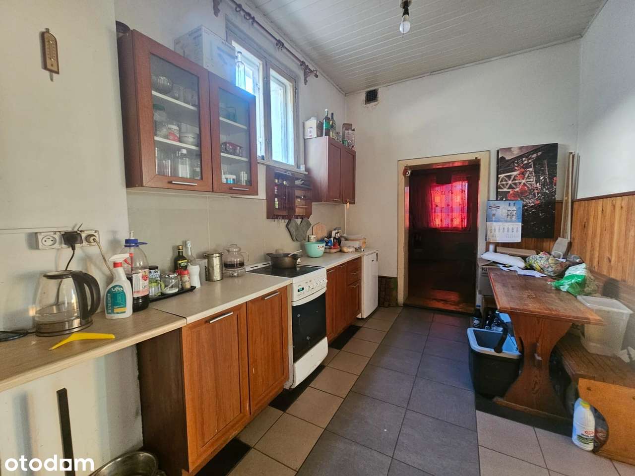 Budynek w widocznej lokalizacji. Potencjał komercyjny.-3