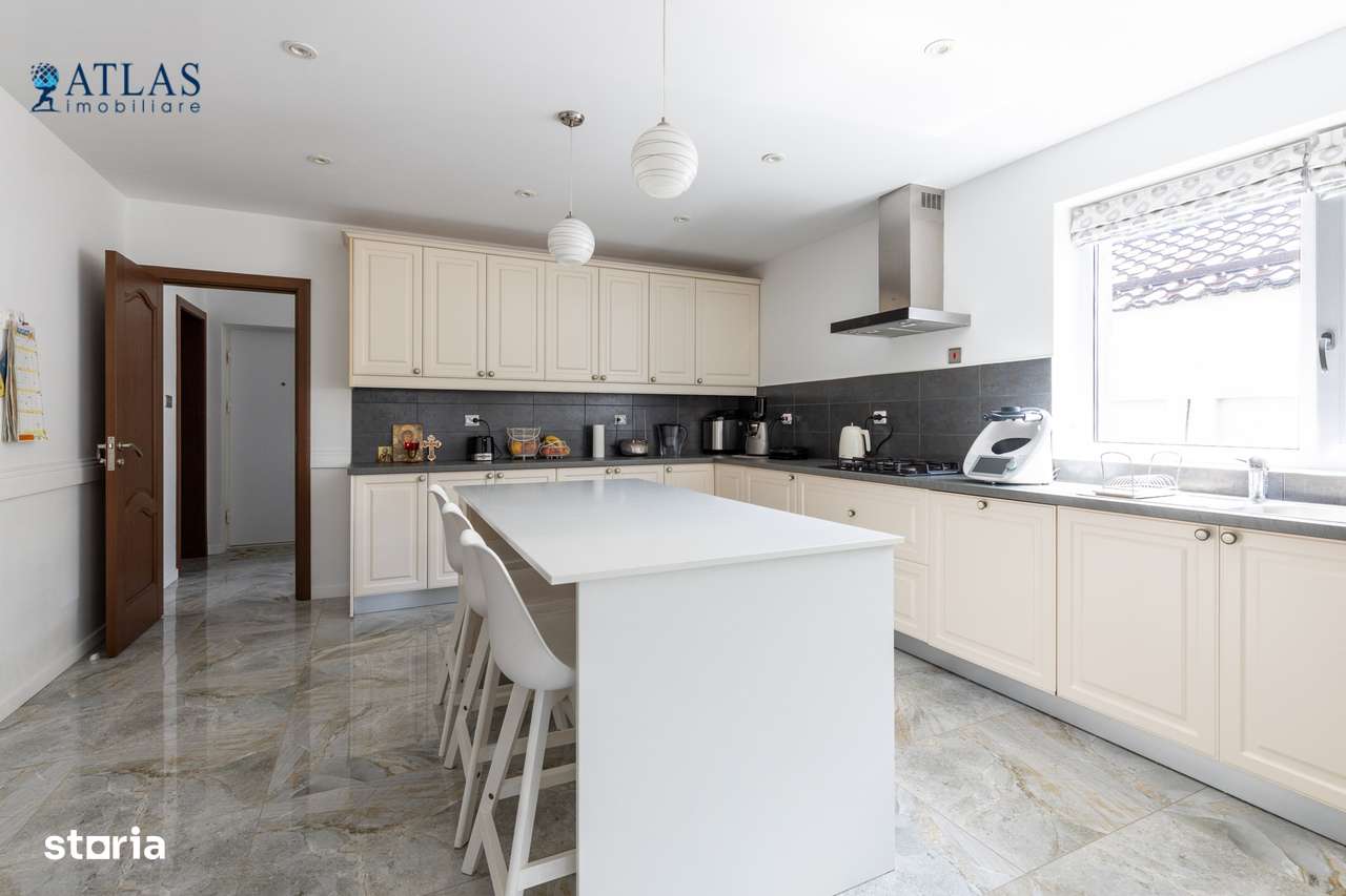 Casa Cristian, 2015, 5 camere, P+E+M, 805 mp teren / Comision 0-6