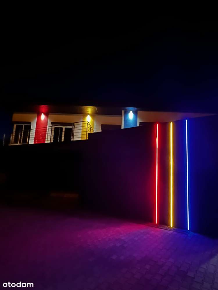 Budynek handlowo–usługowo–biurowy z dużym placem i ogrodzeniem - Pełny obrazek: 4/20