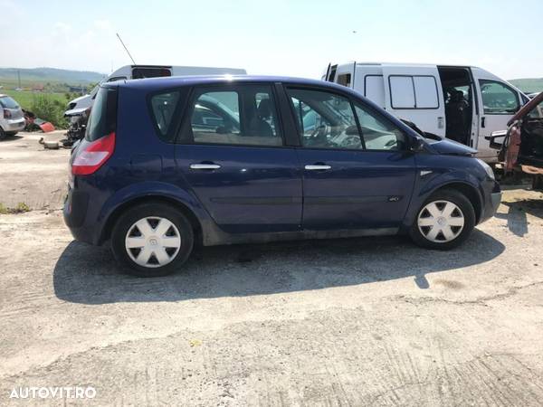 Dezmembrez piese Renault Scenic 2 - 1