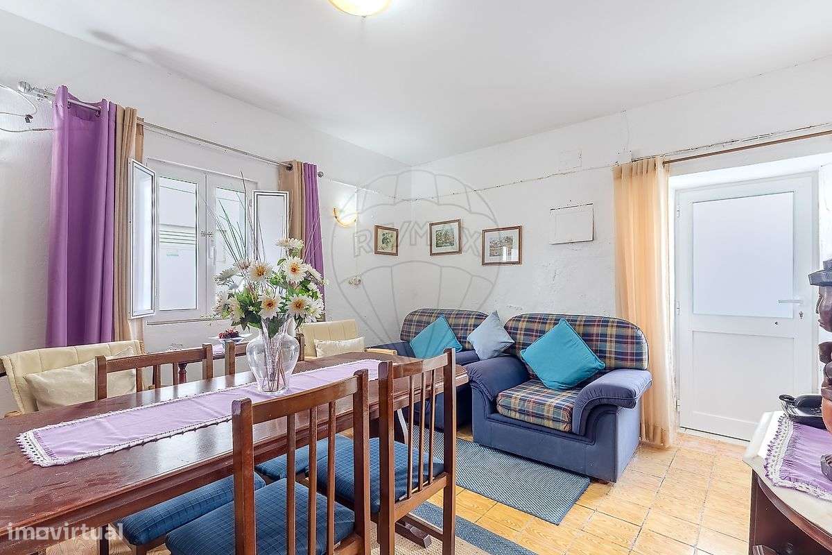 Moradia T1 para venda - Grande imagem: 2/13