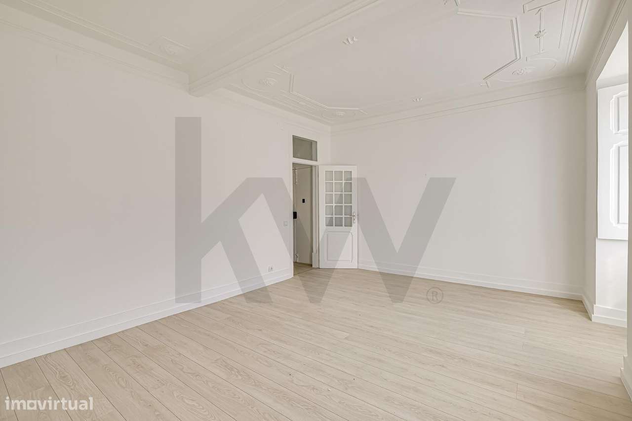 T3 nas Avenidas Novas com Varanda - Grande imagem: 4/17