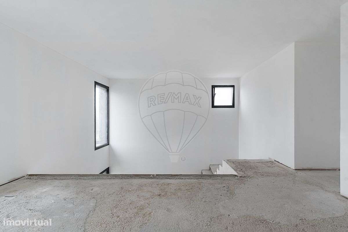 Moradia T4 para venda-8