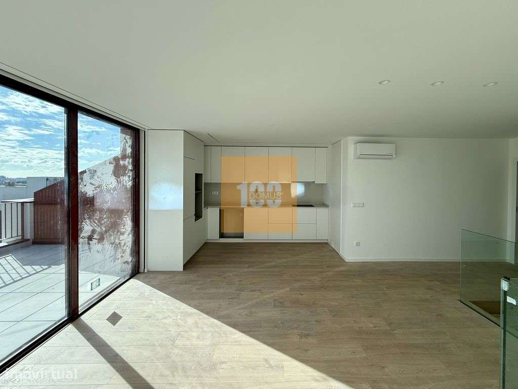 T3 duplex com terraço - Capelo Residences - Grande imagem: 2/85