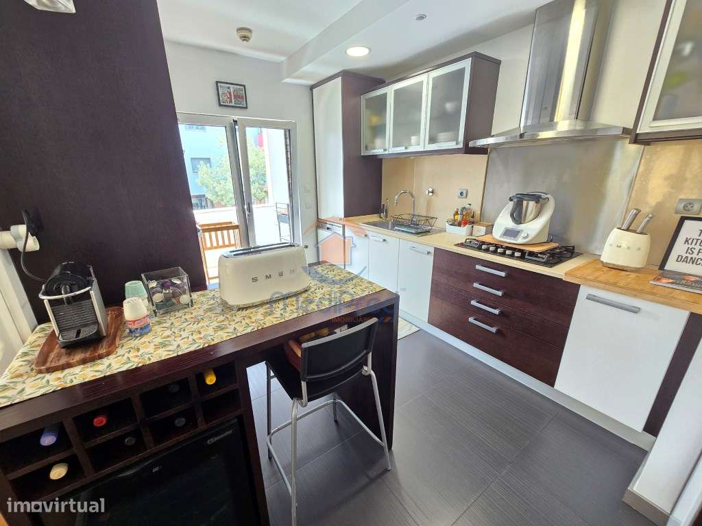 Apartamento T2 PREMIUM com Terraço, BOX e Arrecadação | Urbanização...-12