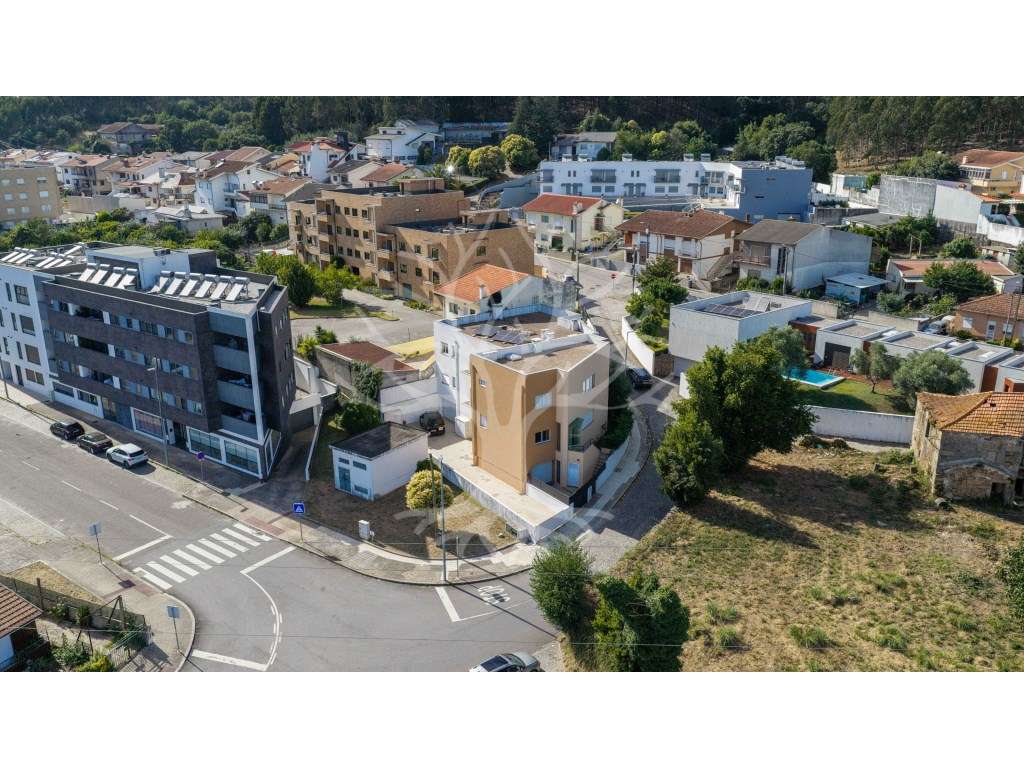 Moradia T3 com Suíte em Alfena, Valongo-31