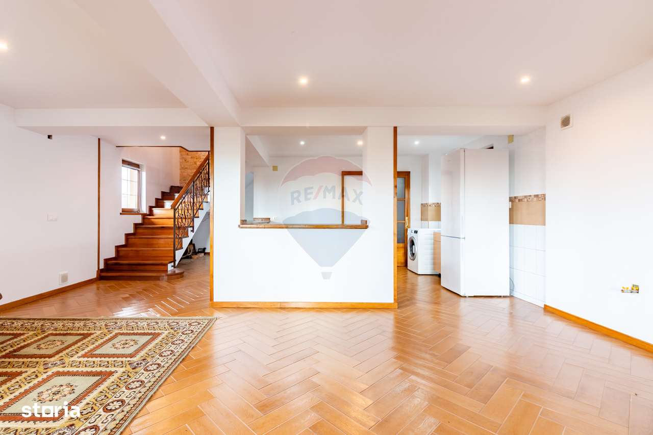 Casă finalizată, 278 mp teren 2305 mp Pleașa, Bucov, Ploiesti-5