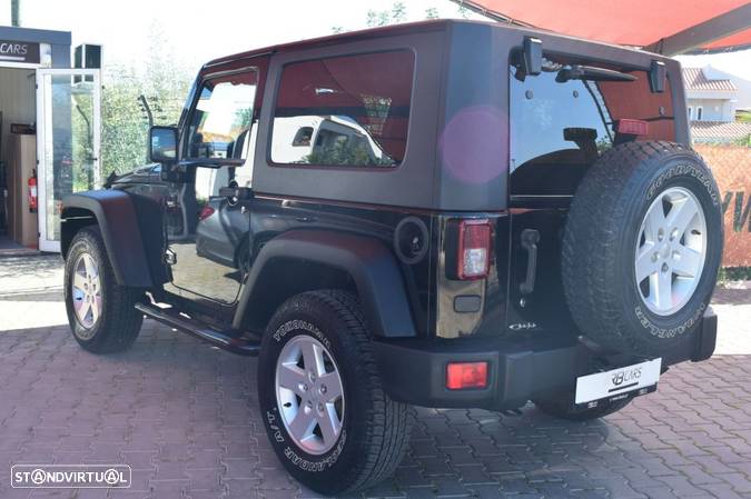 Jeep Wrangler 2.8 CRD ATX Sport - 6