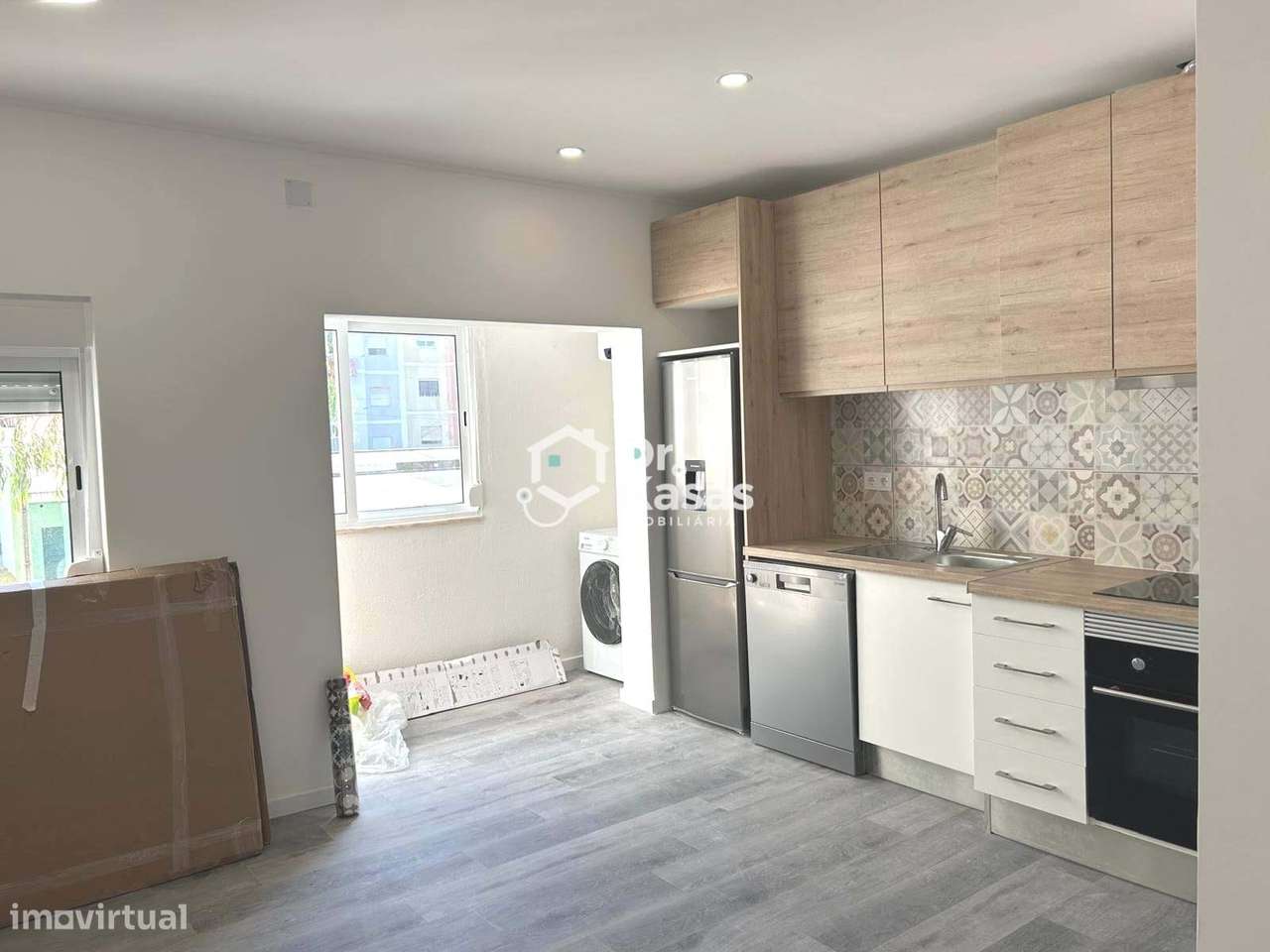 Apartamento T2 Renovado na Baixa da Banheira-7