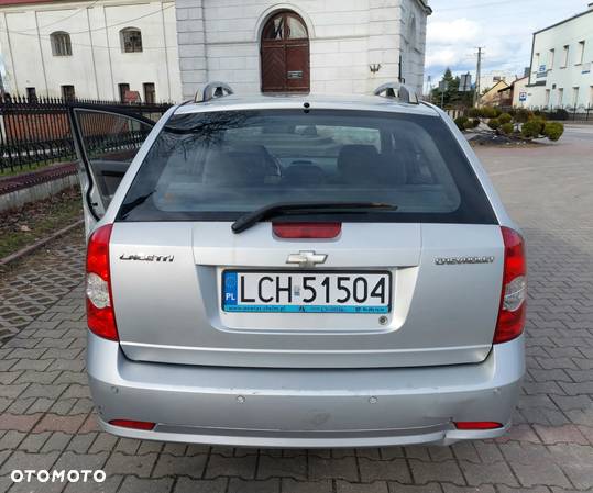 Chevrolet Lacetti - 19