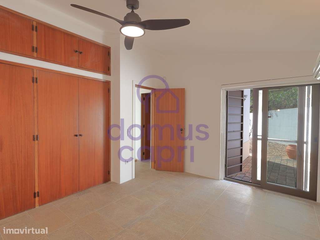 Moradia T3 com Piscina e Terreno em Porto Carvalhoso - Tavira-4