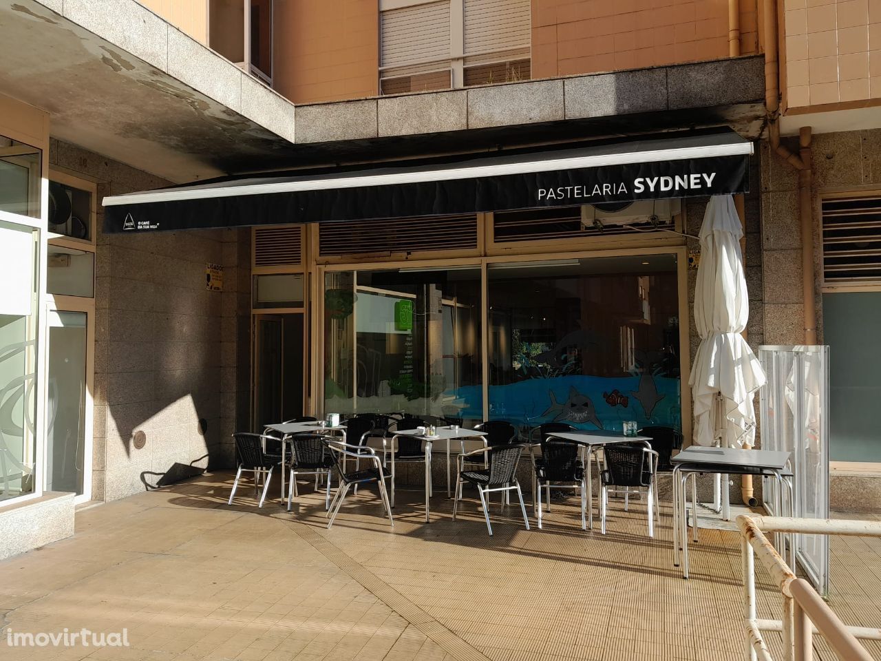 Pastelaria em Braga, com fábrica e garagem para uma viatura