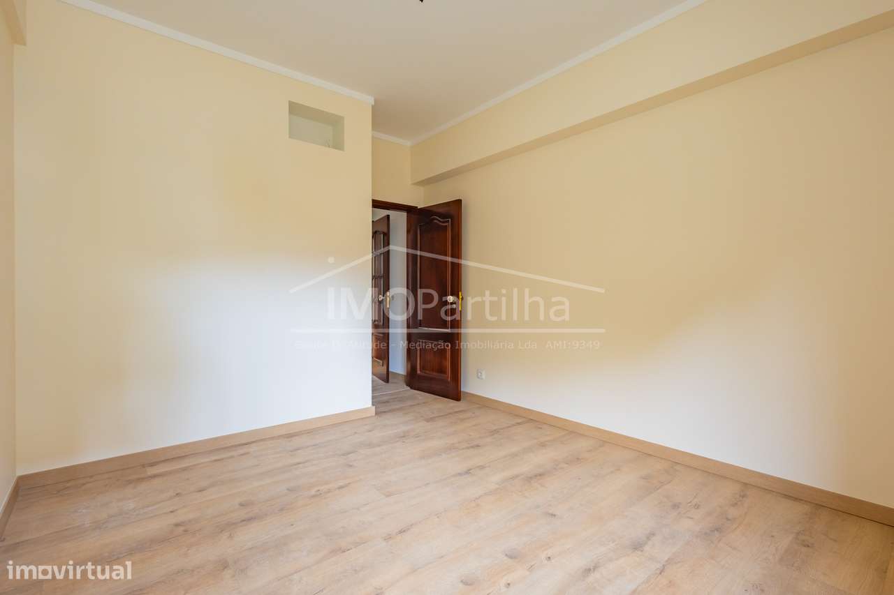 Apartamento t3 à venda na Avenida Mariano Cyrillo de Carvalho
estoril-15