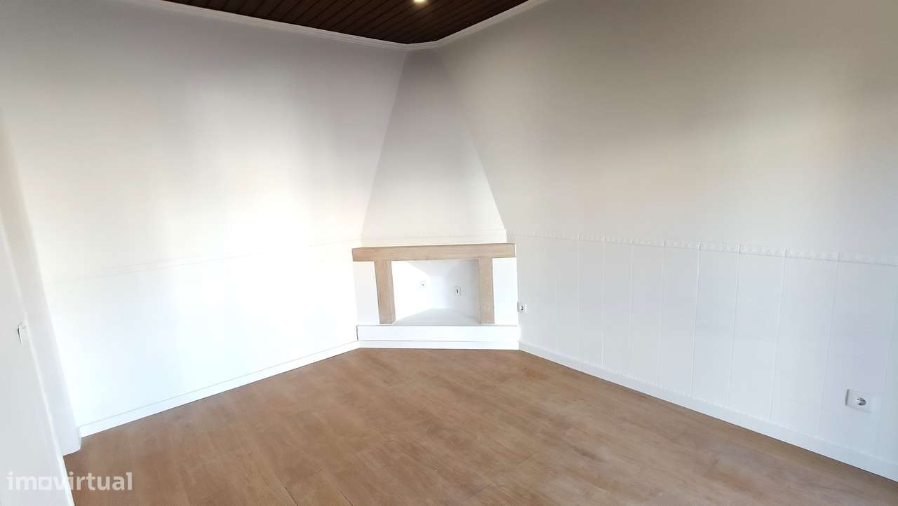 3 Assoalhadas | 3 frentes, boa localização-6