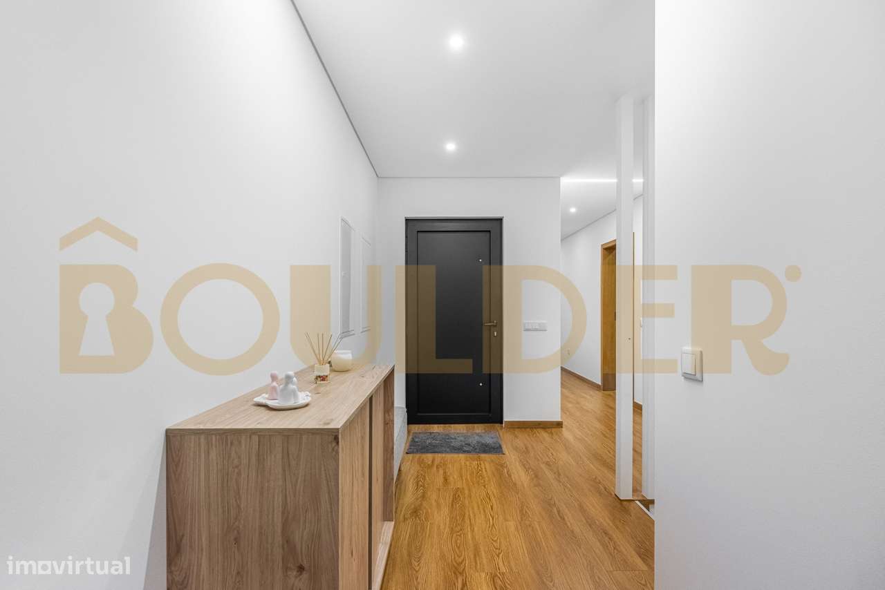 Moradia T4 de Arquitetura Moderna-26