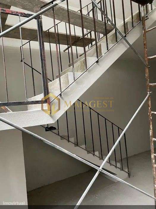 Loja para Arrendamento próxima da Praça da República - Grande imagem: 4/6