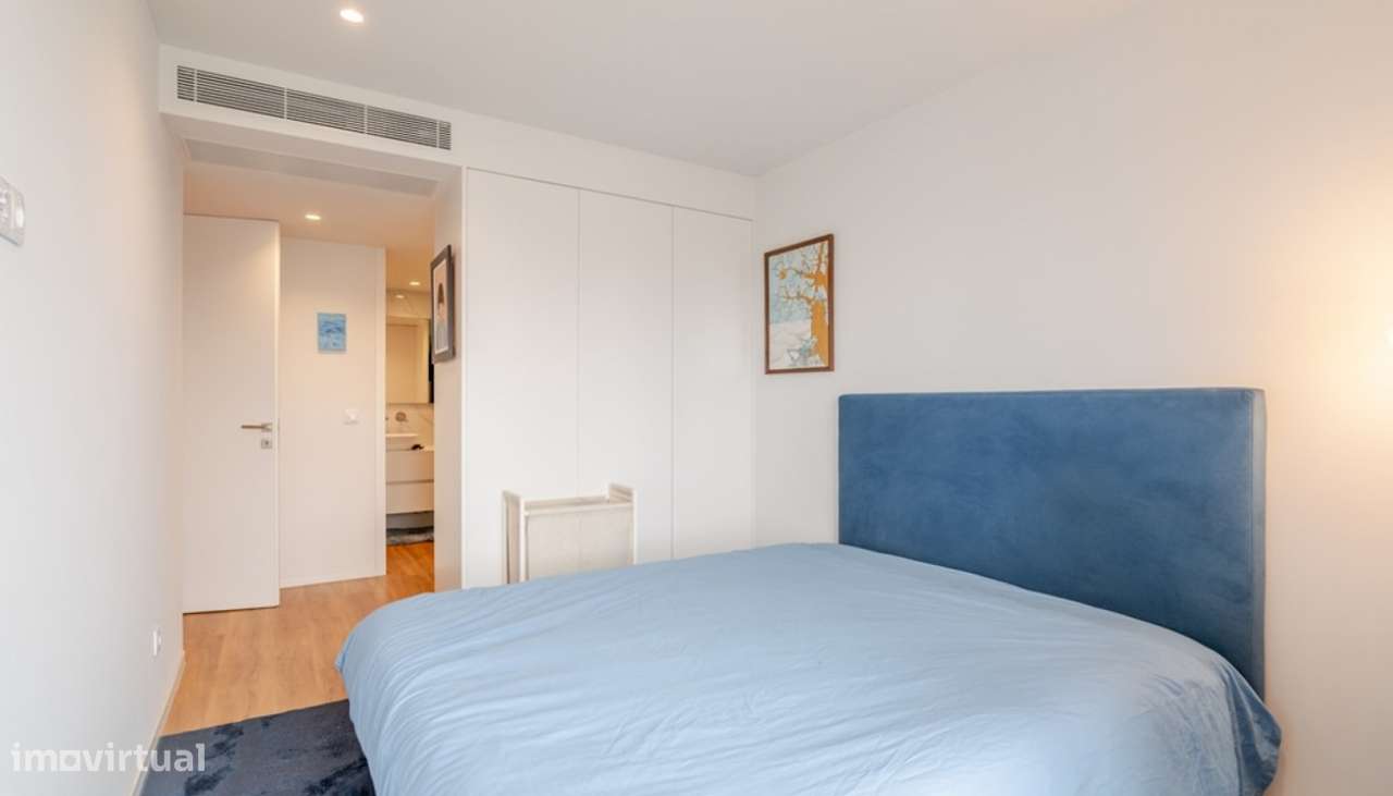 Apartamento T3 com varanda e vistas desafogadas em Leça da Palmeira-12