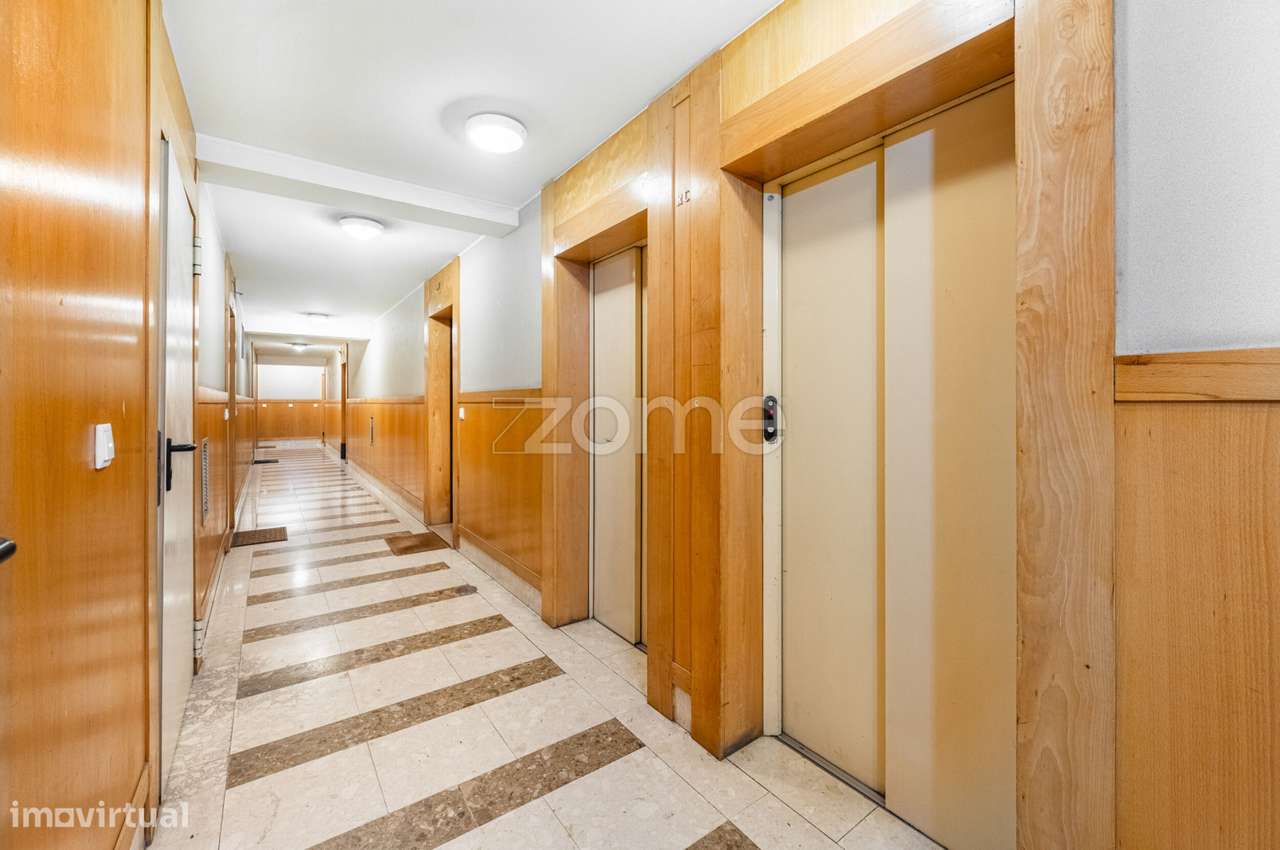 Apartamento T2 com garagem para arrendamento na rua do Aleixo, Porto - Grande imagem: 4/20