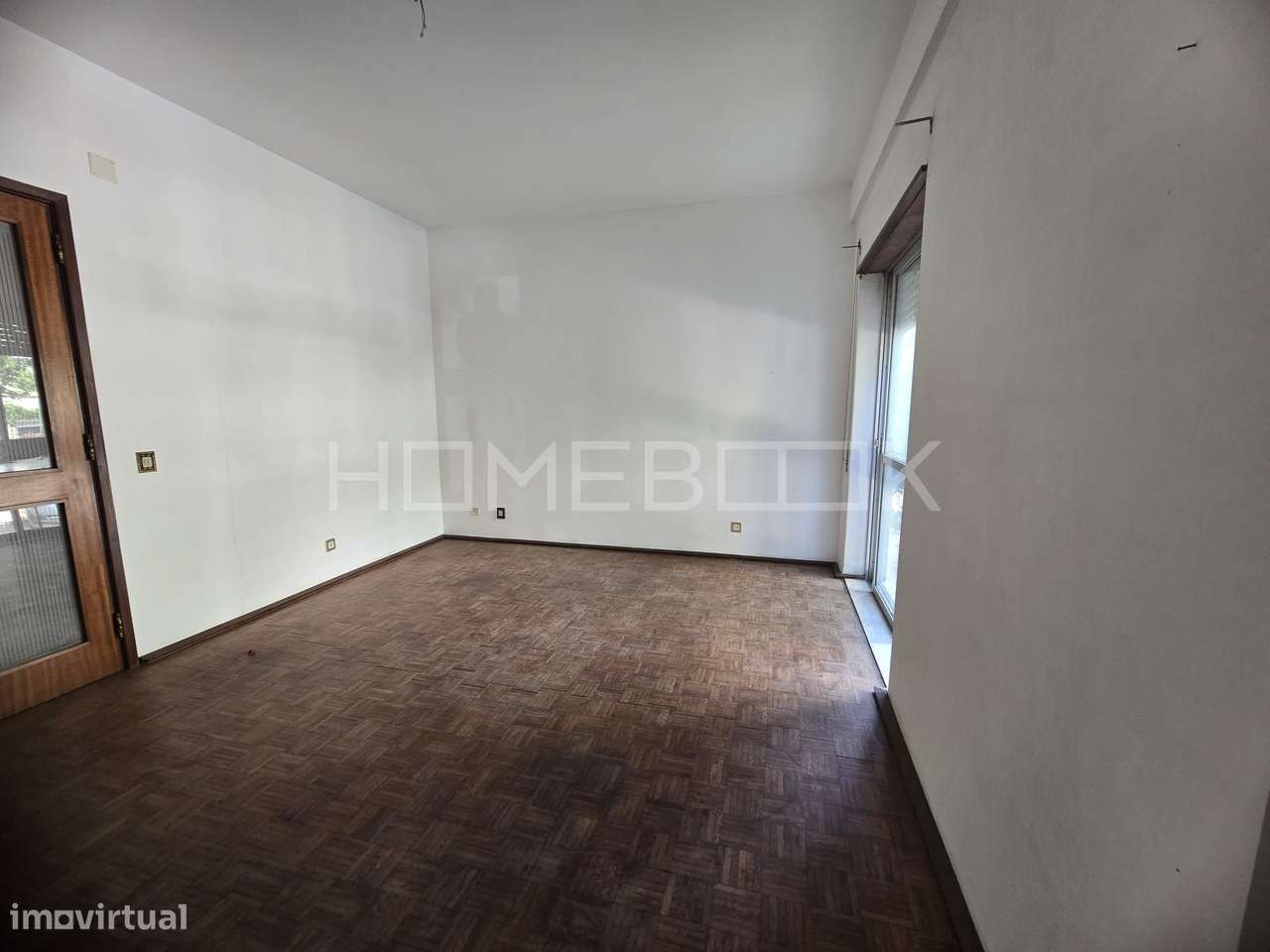 Apartamento T3  em Setúbal com varanda-13