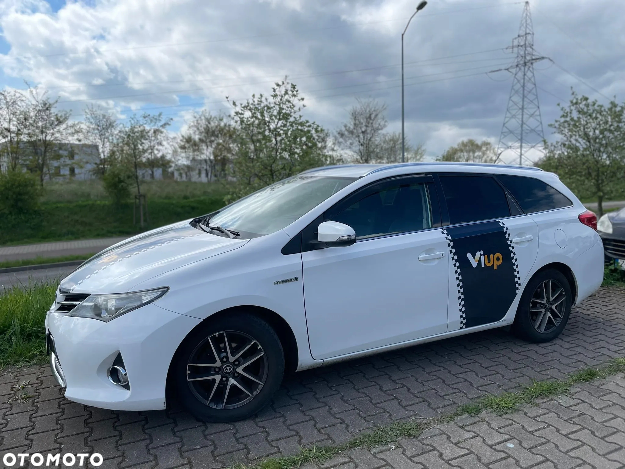 Toyota Auris Hybrid 135 Premium - 6