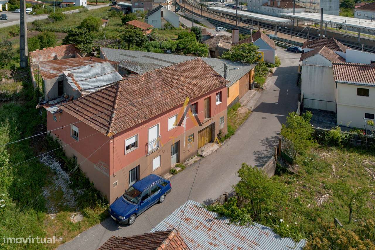 Moradia para Recuperar | Anexos | Garagem | Albergaria dos Doze, Pomba-8