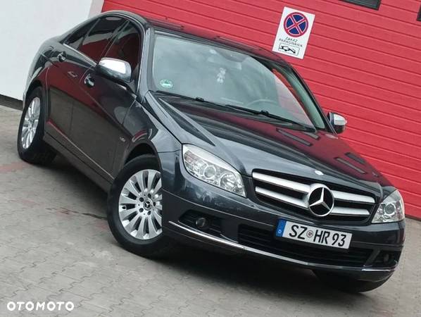 Mercedes-Benz Klasa C 200 T 7G-TRONIC Avantgarde Edition - 3