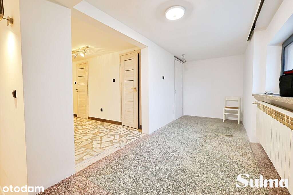 Lokal po remoncie | 4 Pomieszczenia | Parking - Pełny obrazek: 4/13