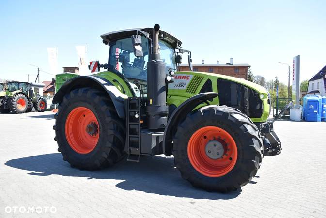 Claas AXION 960TT - 9