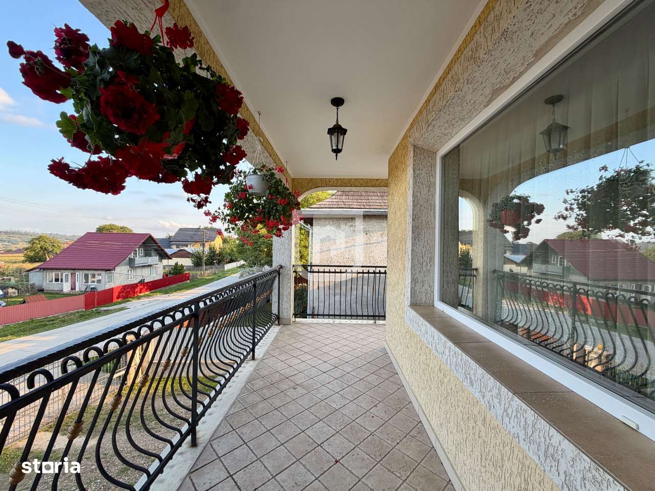 Casă 5 camere, 2.800 mp teren, Dărmănești – 13 km Suceava-14