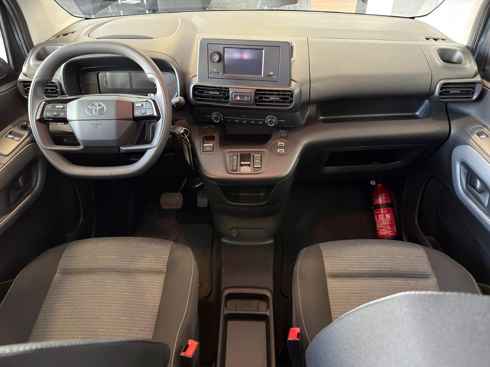 Toyota Proace-city-verso TOYOTA Proace City 1.5 D4-D 130 KM