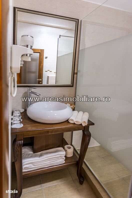 HOTEL DE VANZARE 5* ULTRACENTRAL!-6