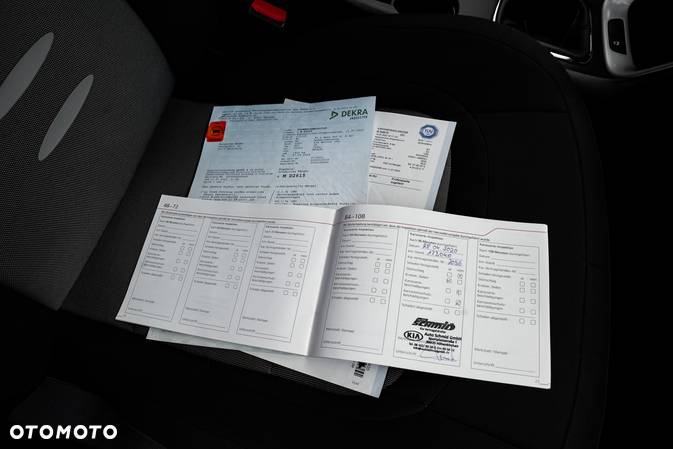 Kia Ceed 1.6 CRDi 128 Fifa World Cup Edition - 35