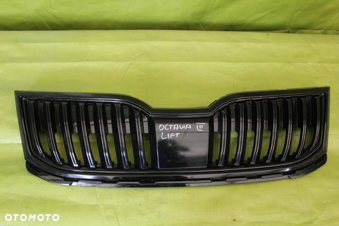 Grill Atrapa Skoda Octavia III 2016-2020r. - 1