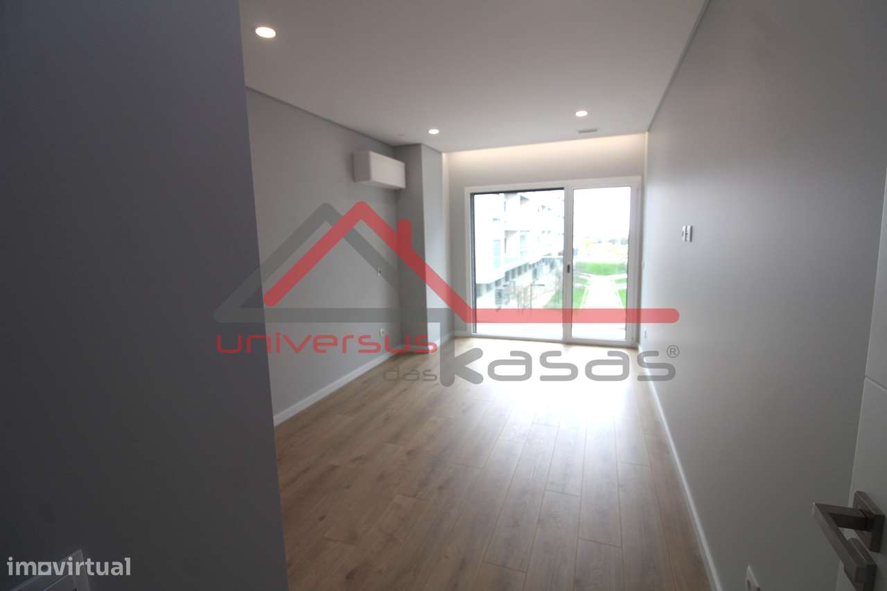 Apartamento Novo T3+1 com Garagem no Montijo-21