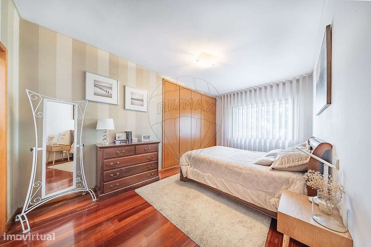 Apartamento T4 para venda-24