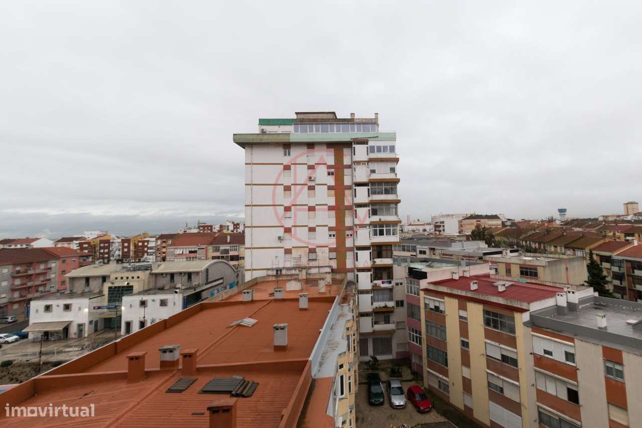 Apartamento T3 no Barreiro-23