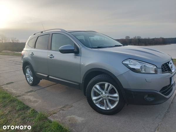 Nissan Qashqai+2 - 12