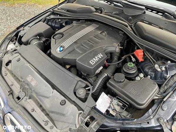 BMW Seria 5 520d - 23