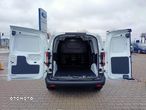 Ford Transit Courier - 20