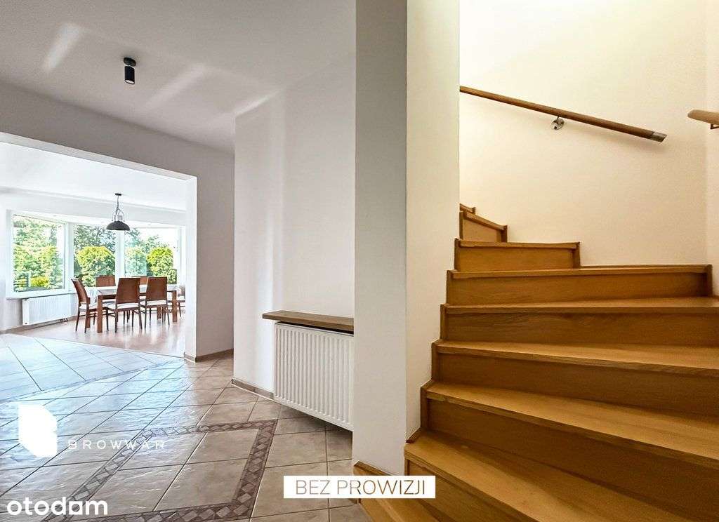 Komfortowy dom z zadbanym ogrodem-10