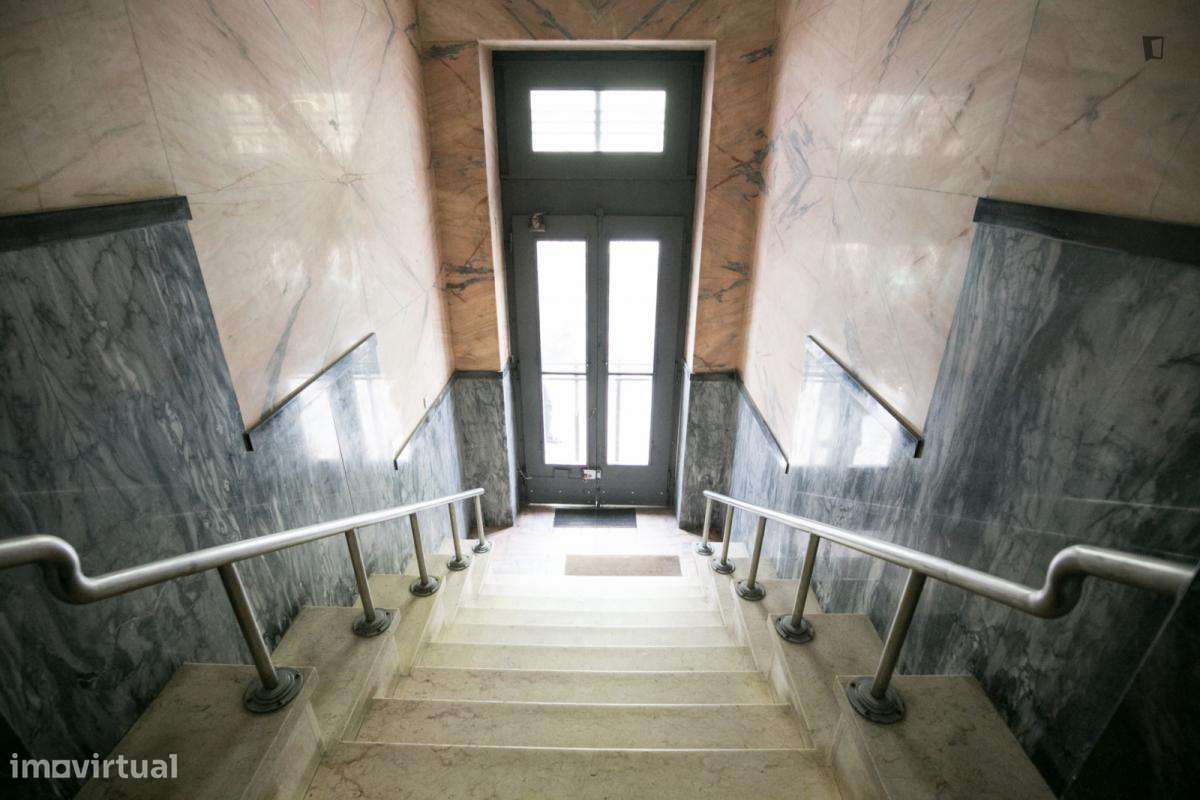 Quarto - localizado em Saldanha Lisbon - Grande imagem: 3/10