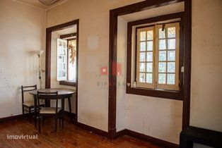 Apartamento T3 com quintal para remodelação na Malveira - Grande imagem: 5/22