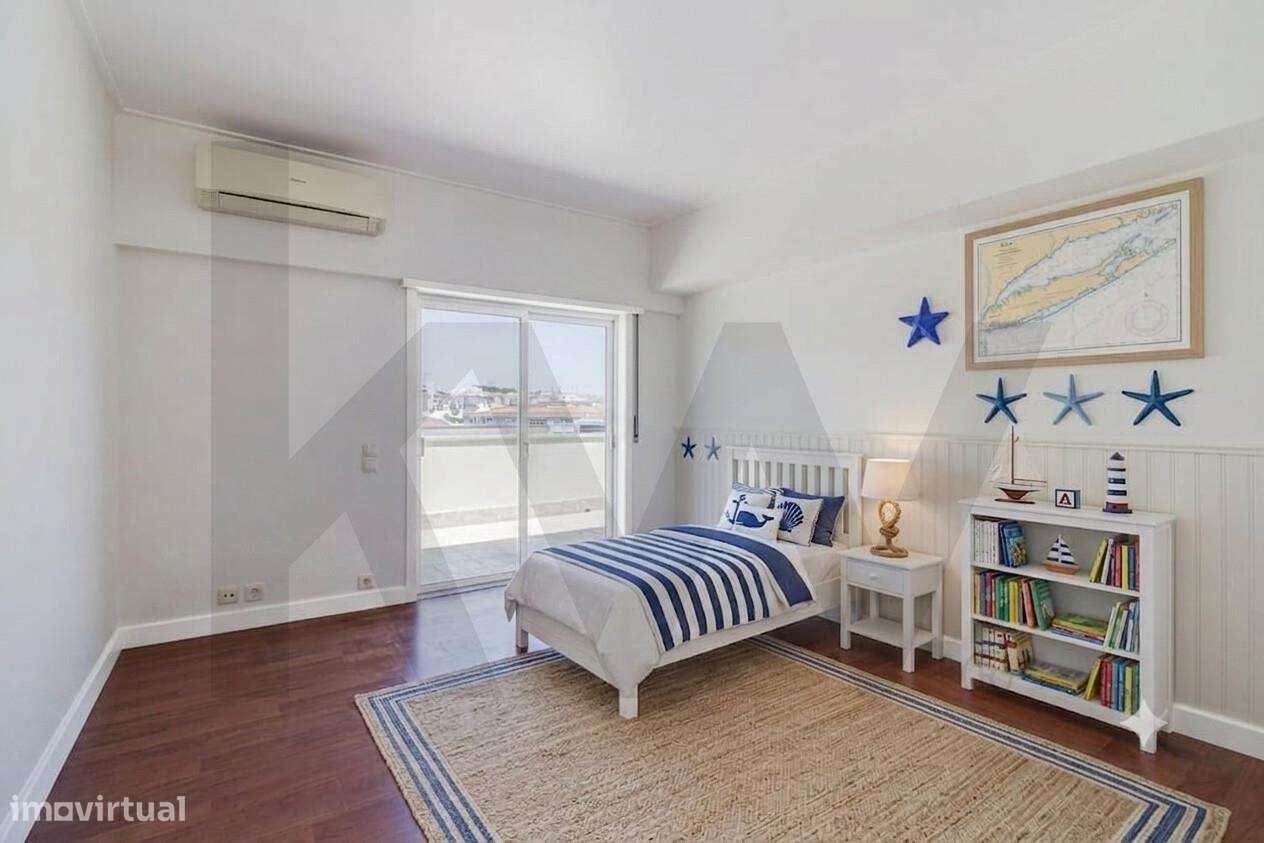 Penthouse T3 com Terraço de 165m2 , Vista Mar e Garagem-15