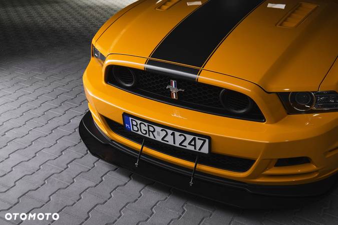 Ford Mustang - 18